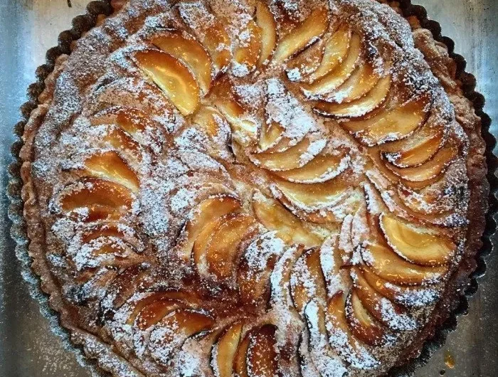 Mary Berry's Easy Apple Frangipane Tart Recipe – No Pastry Needed!