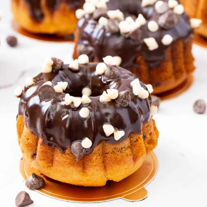 Mini Bundt Cakes recipe - Nextdelicious