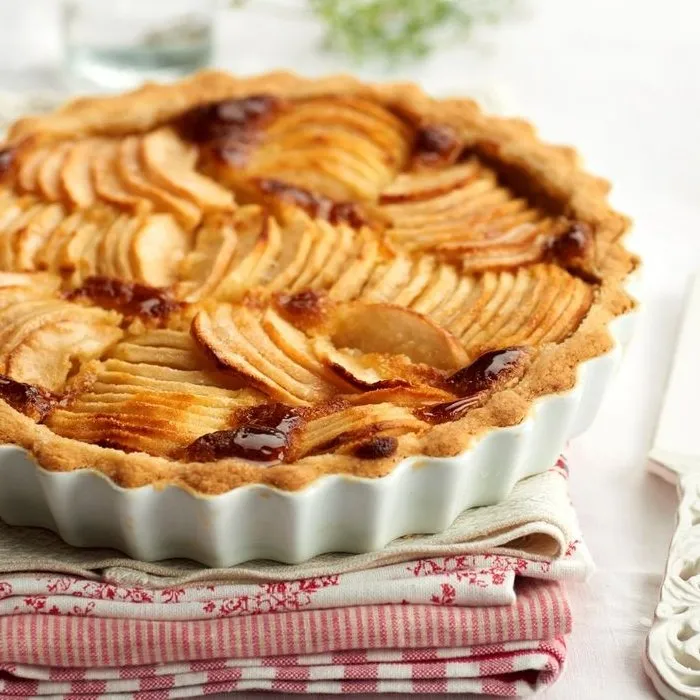 Chinon Apple Tarts - French apple tart - easy apple dessert - homemade tarts - classic French pastries