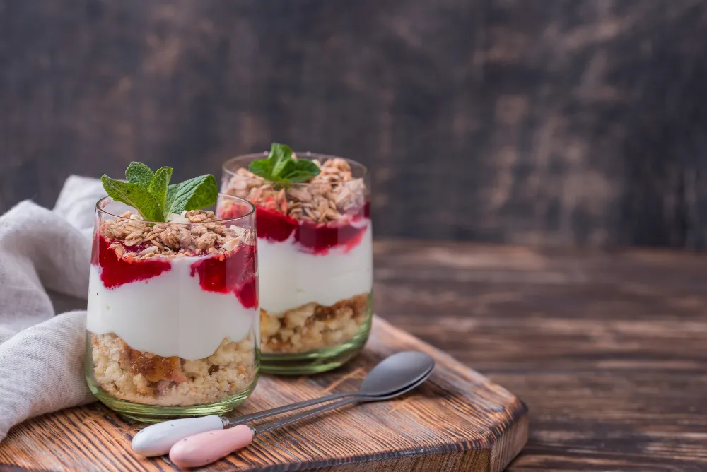 Eton Mess - British strawberry dessert - easy meringue dessert - summer dessert recipe - whipped cream and strawberries